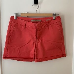 Classic paprika colored short.